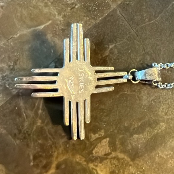 Zia symbol necklace - Picture 4 of 5